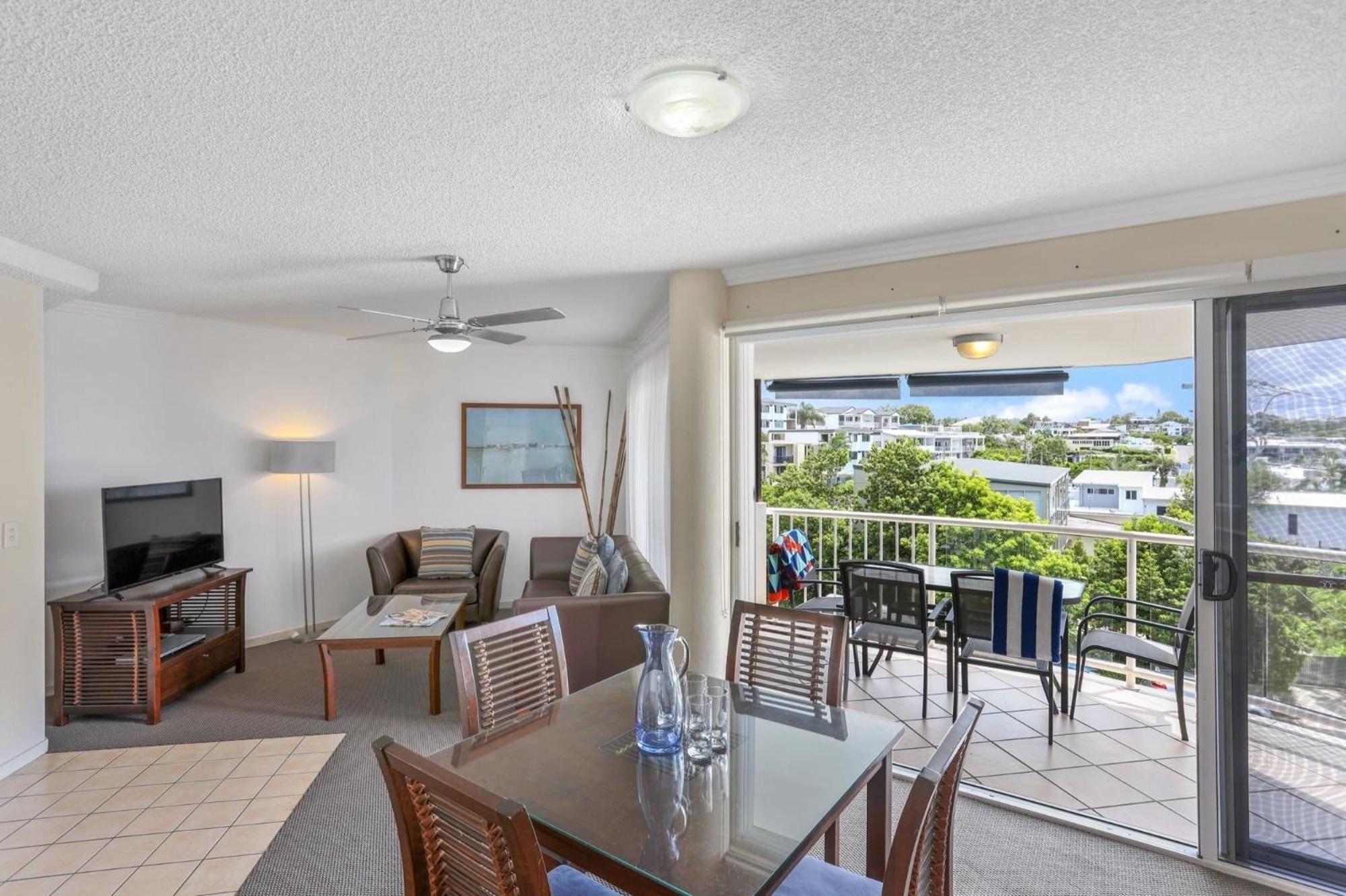 Aparthotel Ocean Vista On Alex Alexandra Headland Exterior foto