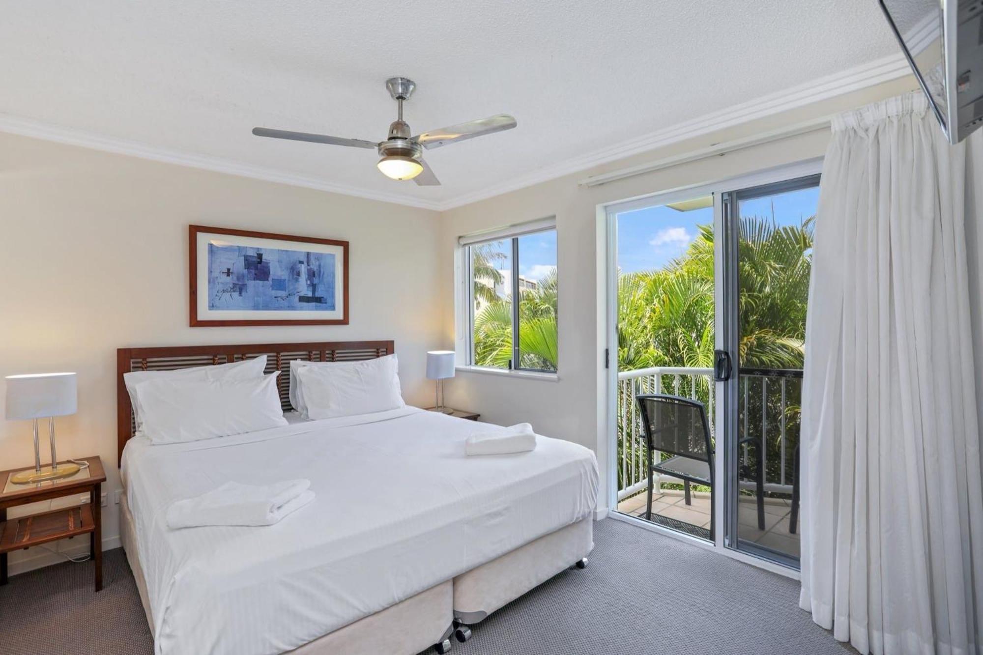Aparthotel Ocean Vista On Alex Alexandra Headland Exterior foto
