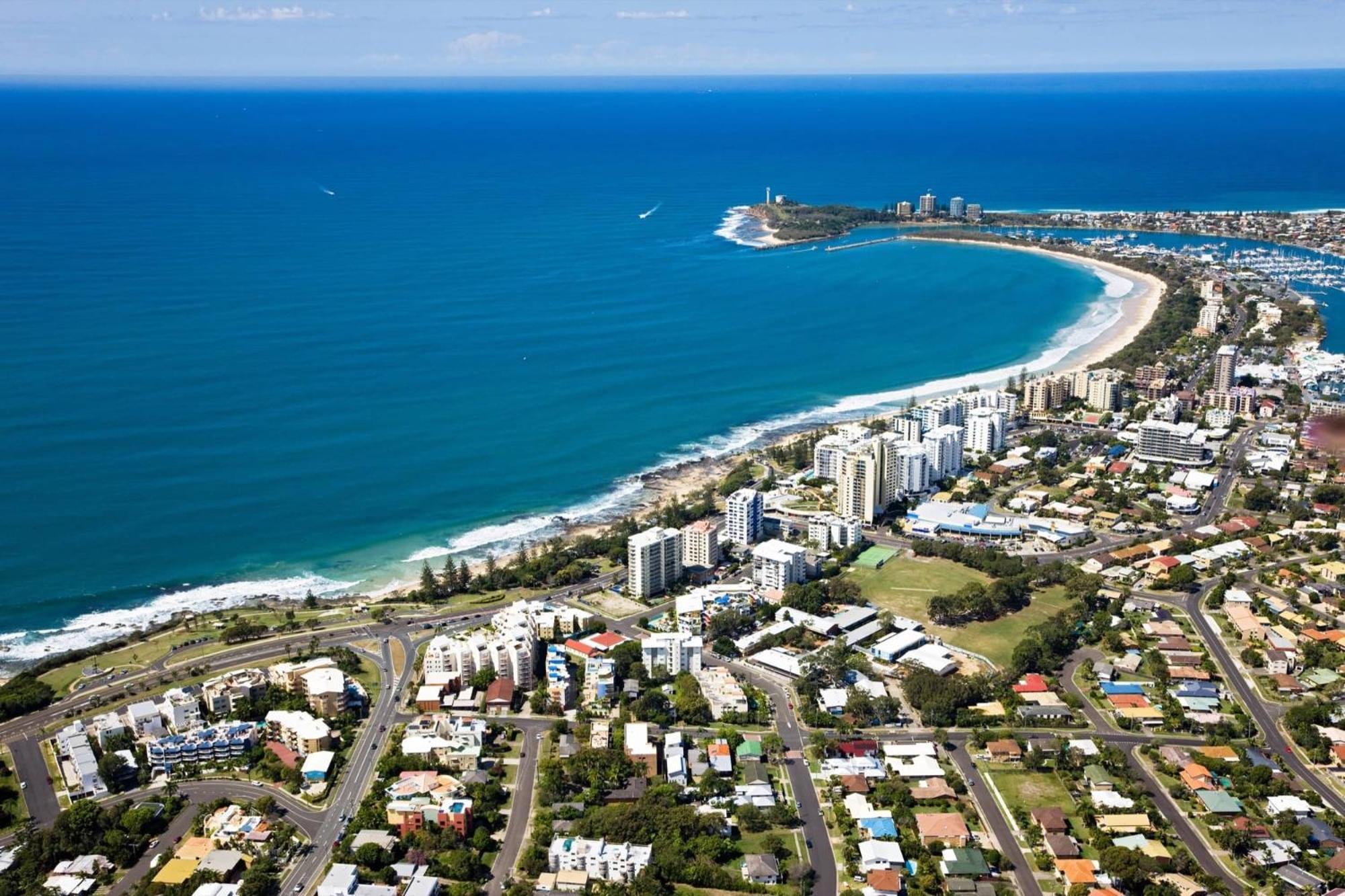 Aparthotel Ocean Vista On Alex Alexandra Headland Exterior foto