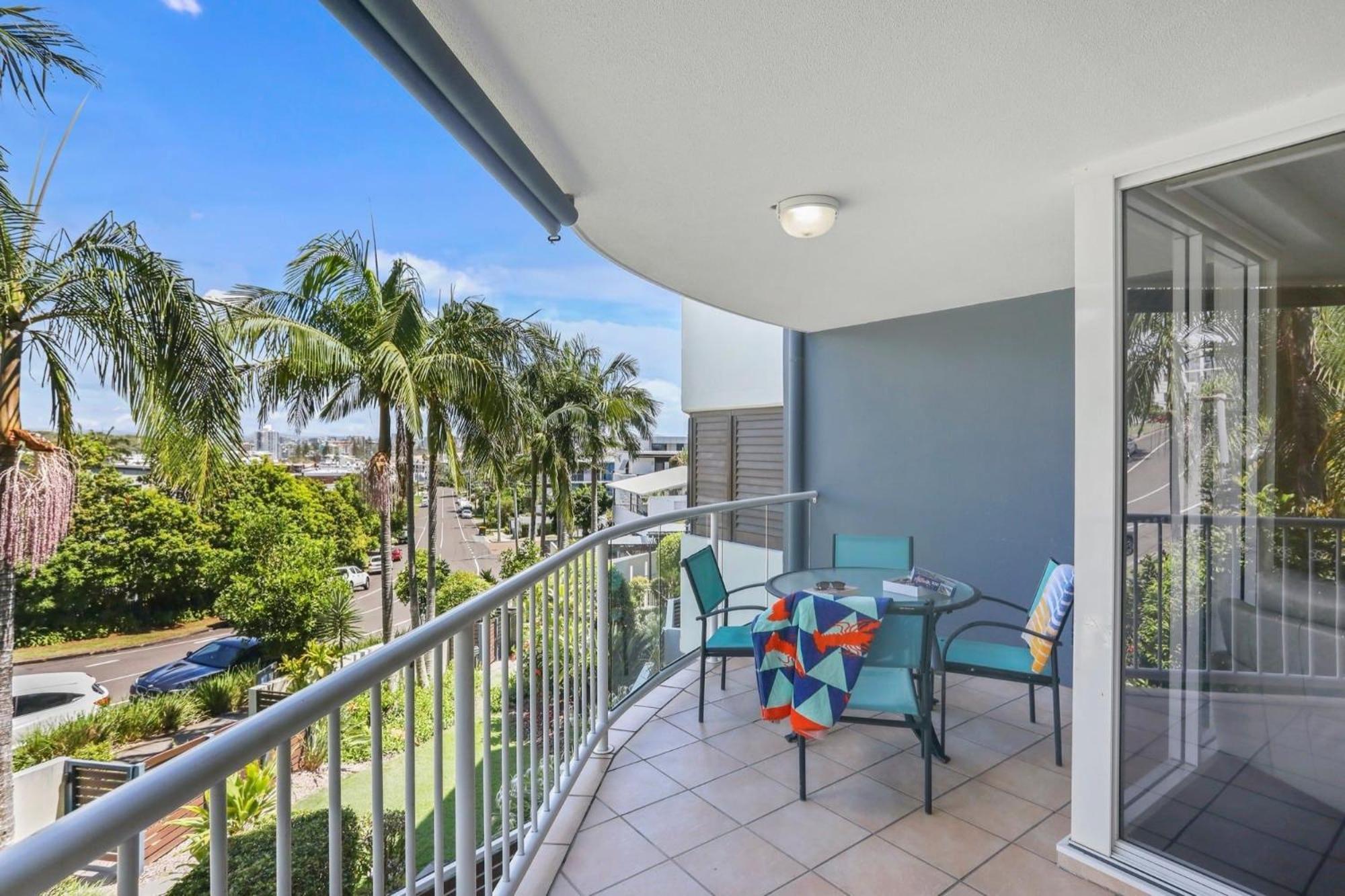 Aparthotel Ocean Vista On Alex Alexandra Headland Exterior foto
