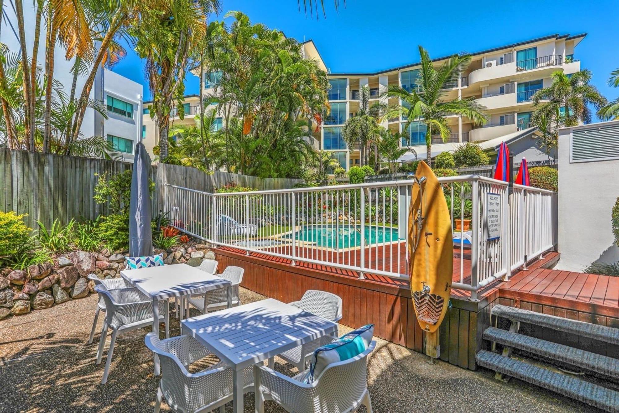 Aparthotel Ocean Vista On Alex Alexandra Headland Exterior foto