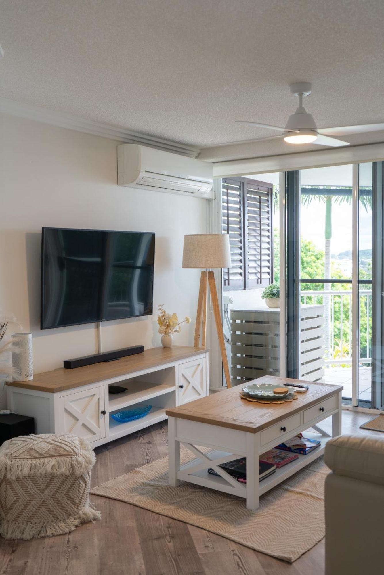 Aparthotel Ocean Vista On Alex Alexandra Headland Exterior foto