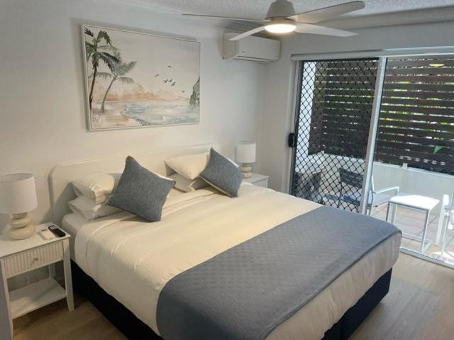 Aparthotel Ocean Vista On Alex Alexandra Headland Exterior foto