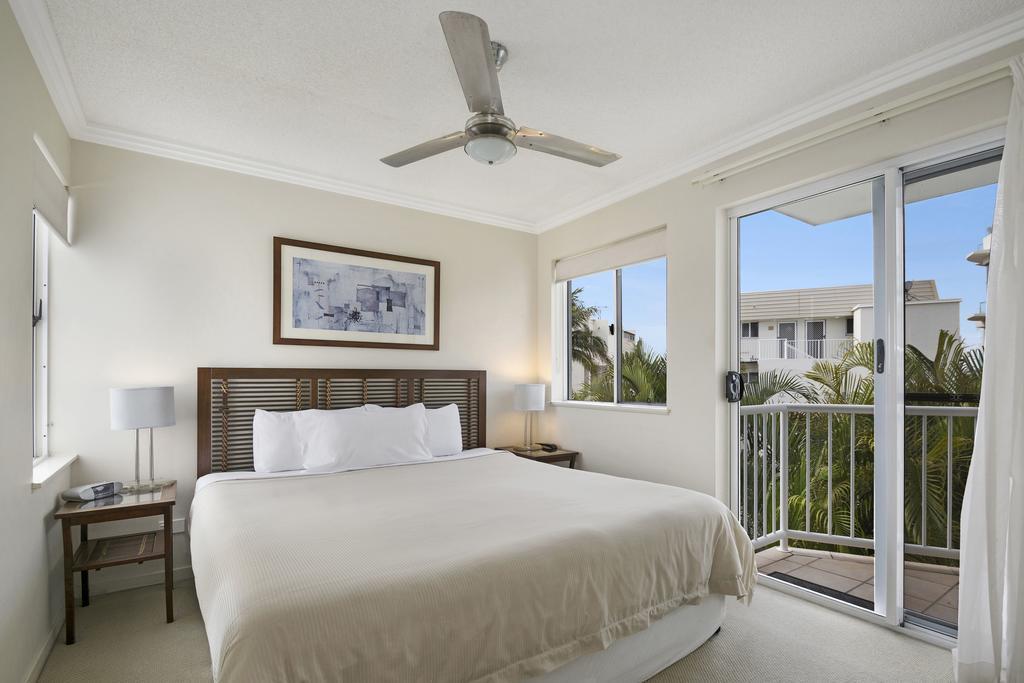 Aparthotel Ocean Vista On Alex Alexandra Headland Exterior foto