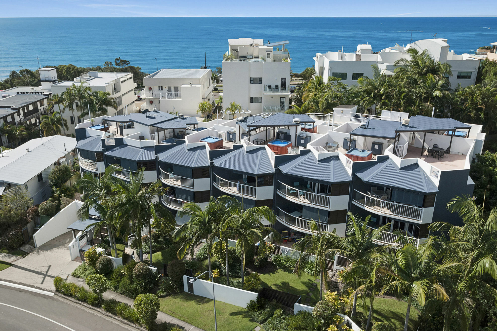 Aparthotel Ocean Vista On Alex Alexandra Headland Exterior foto